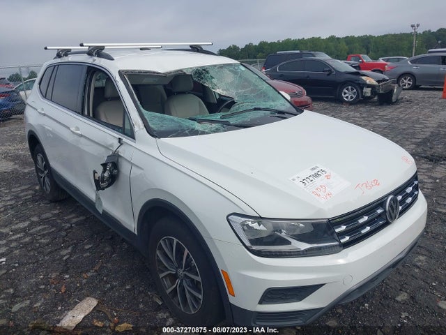 3VV3B7AX4JM207678 Volkswagen Tiguan Sel/se