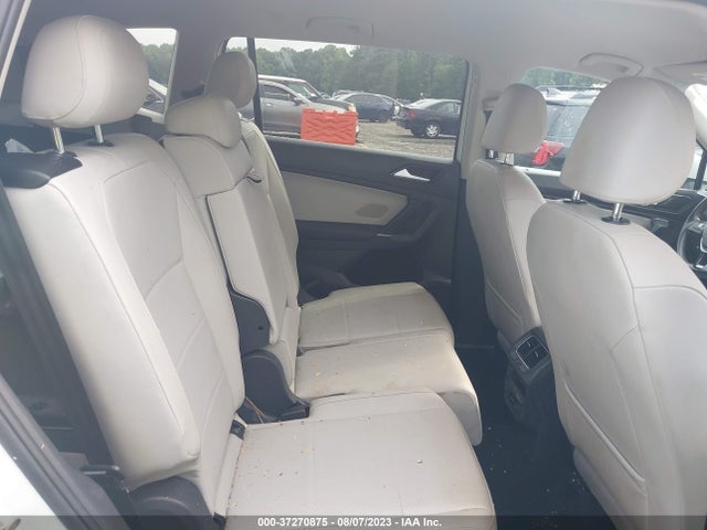 3VV3B7AX4JM207678 Volkswagen Tiguan Sel/se