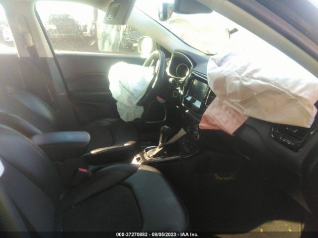 3C4NJCBB4JT327167 Jeep Compass Altitude