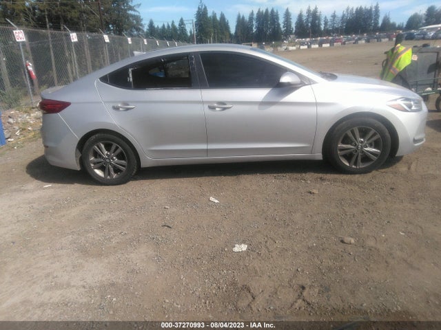 Hyundai ELANTRA SEL 2018 5NPD84LF0JH338584 Image 5
