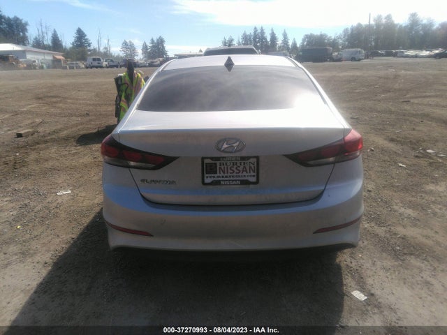 Hyundai ELANTRA SEL 2018 5NPD84LF0JH338584 Image 8