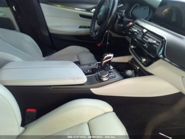 WBSJF0C5XJB283404 BMW M5