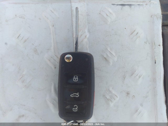 3VWD17AJ1FM303287 Volkswagen Jetta Sedan 1.8t Se W/connectivity