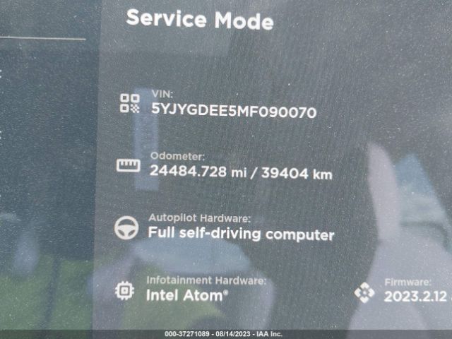 5YJYGDEE5MF090070 Tesla Model Y Long Range