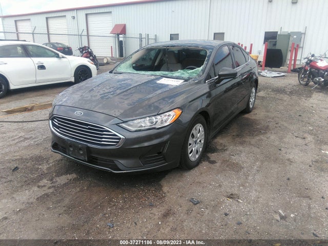 Ford FUSION S 2019 3FA6P0G75KR283335 Image 2