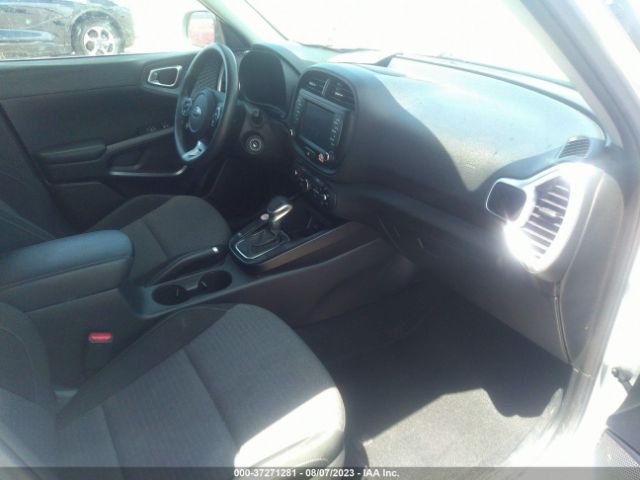 KNDJ23AU6L7056909 KIA SOUL S