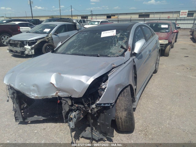 Hyundai Sonata Limited 2014 5NPEC4AB8EH838243 Image 2