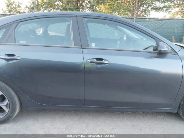 3KPF24AD2ME334590 KIA Forte Lxs
