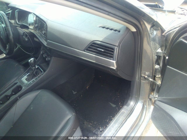 3VWC57BU7KM098528 Volkswagen Jetta S/se/r-line