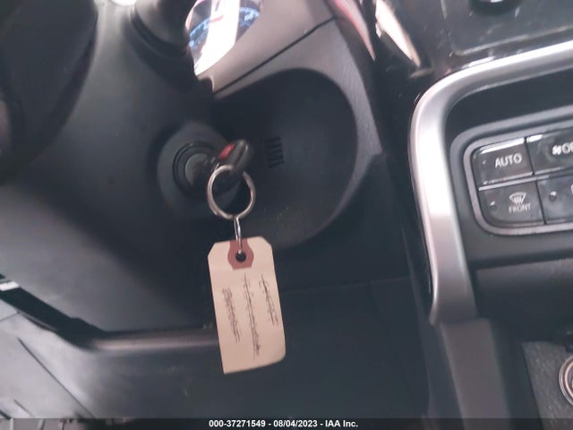 2018 TOYOTA COROLLA LE VIN: 2T1BURHE6JC036686