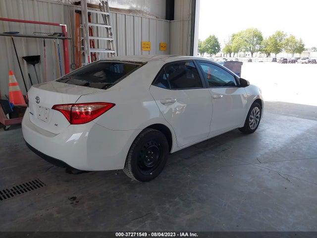 2018 TOYOTA COROLLA LE VIN: 2T1BURHE6JC036686
