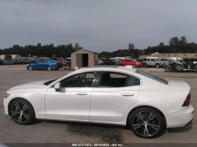 7JRBR0FL4NG162200 Volvo S60 Recharge Inscription