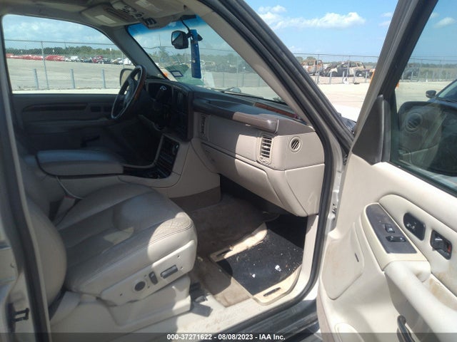 2004 CADILLAC ESCALADE ESV VIN: 3GYFK66N64G167677