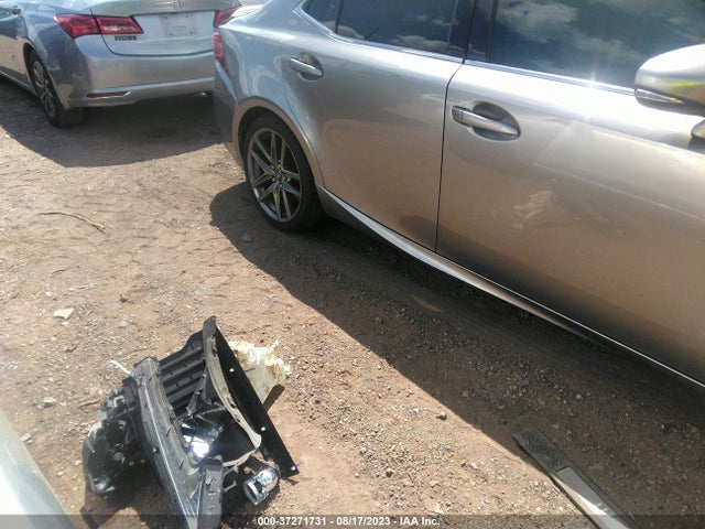 JTHBA1D24G5031318 Lexus IS 200T