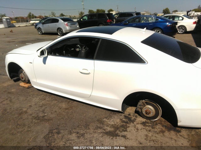 WAUD2AFR0GA025893 Audi A5 PREMIUM