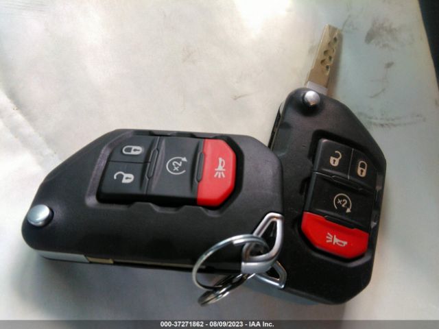 1C4HJXDG3KW598522 Jeep Wrangler Unlimited Sport S