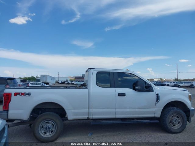 1FT7X2B65JEB49886 Ford Super Duty F-250 Srw Xl/xlt/lariat