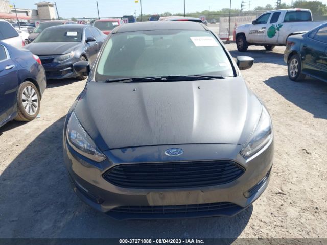 1FADP3FE5JL313794 Ford FOCUS SE