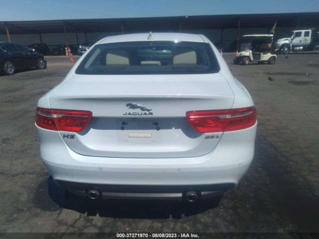 SAJAE4BG5HA957772 Jaguar Xe 25t Prestige