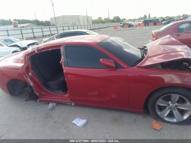 2C3CDXBG3FH762400 Dodge Charger Se