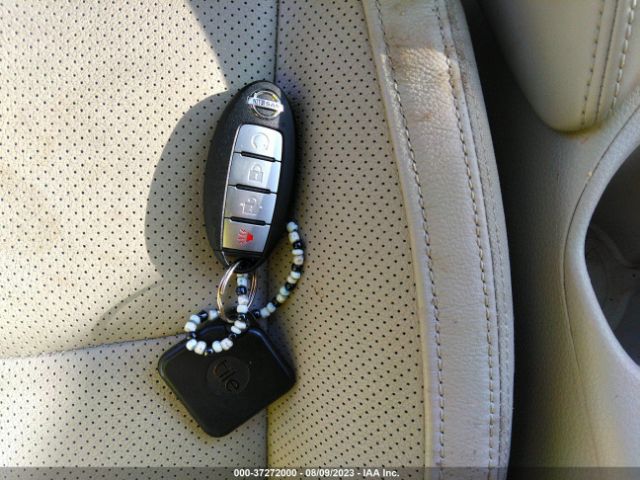 JN1BJ1CP3KW236651 Nissan Rogue Sport Sl