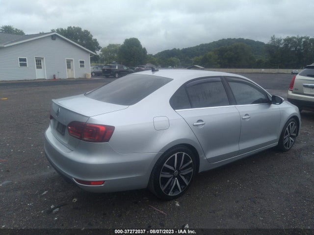 3VW5T7AJ7EM374989 Volkswagen Jetta Sedan Gli Autobahn