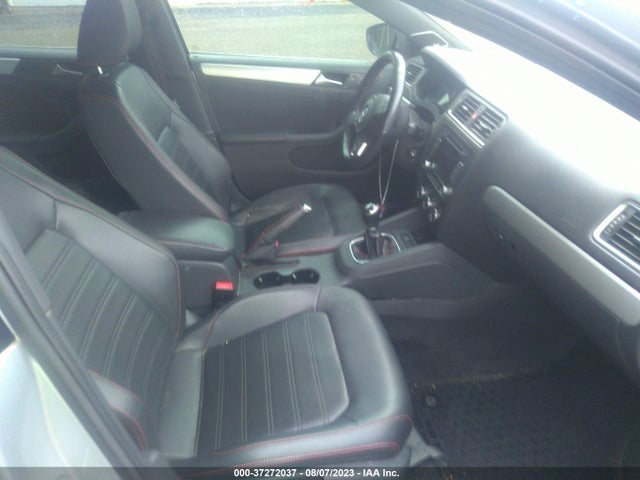 3VW5T7AJ7EM374989 Volkswagen Jetta Sedan Gli Autobahn
