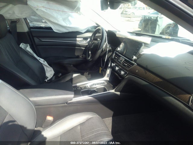 2018 HONDA ACCORD SEDAN TOURING 2.0T VIN: 1HGCV2F9XJA012024