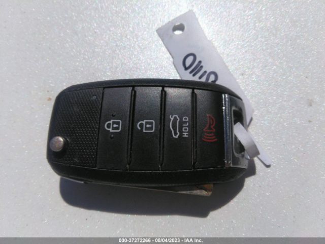 5XXGT4L37HG123985 KIA Optima Lx