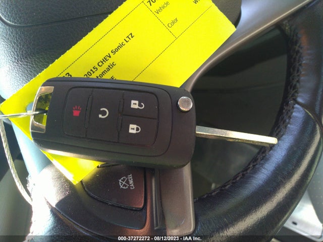 Chevrolet SONIC LTZ 2015 1G1JE6SB8F4134160 Image 11