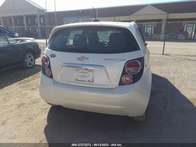 Chevrolet SONIC LTZ 2015 1G1JE6SB8F4134160 Image 16