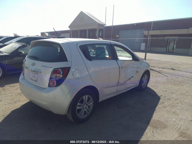 Chevrolet SONIC LTZ 2015 1G1JE6SB8F4134160 Image 4