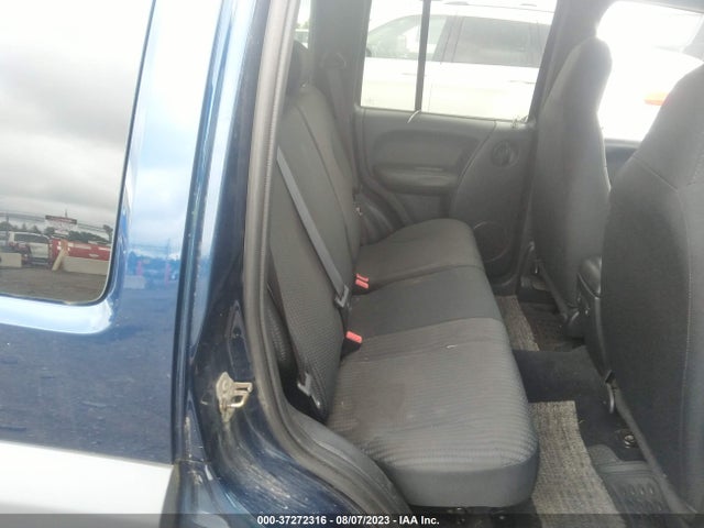 2003 JEEP LIBERTY SPORT VIN: 1J4GL48K73W718529