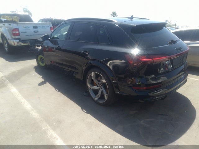2022 AUDI E-TRON S WA1VCBGE2NB033985 Photo 2