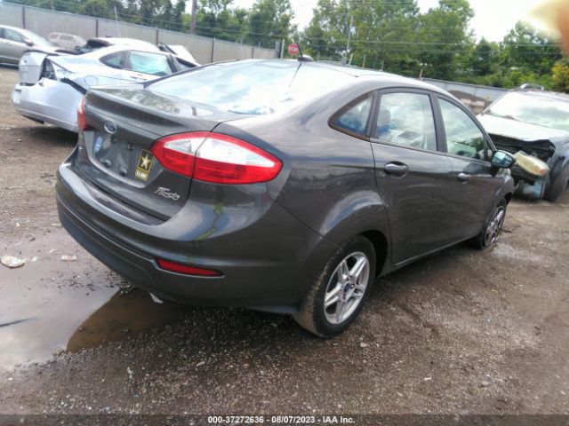 3FADP4BJ1HM122312 Ford FIESTA SE