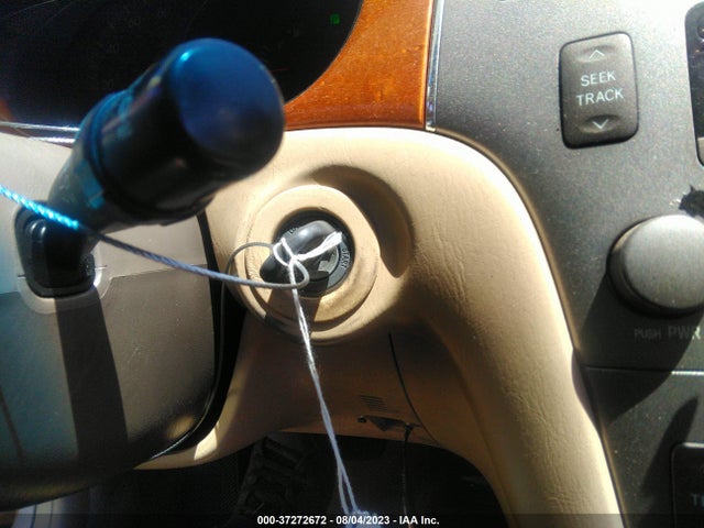 2005 LEXUS ES 330 VIN: JTHBA30G355132313