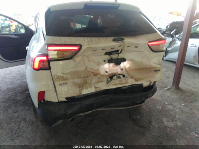 1FMCU0BZ3MUB13190 Ford Escape Se Hybrid