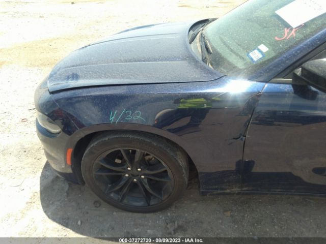 2C3CDXHG8GH327462 Dodge Charger Sxt