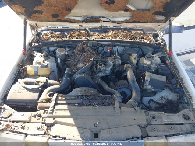 1991 VOLVO 940 SE VIN: YV1KA8755M0003143