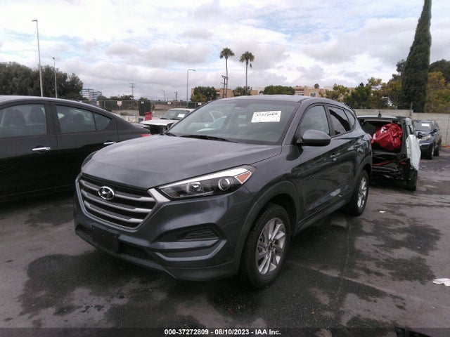 Hyundai TUCSON SE 2018 KM8J23A49JU628744 Image 2