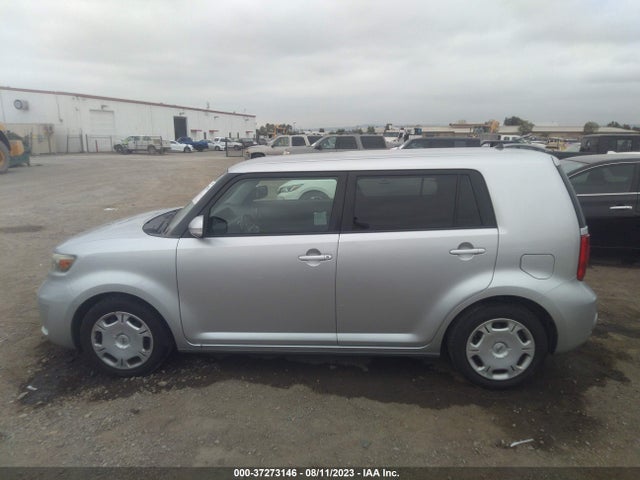 2010 SCION XB VIN: JTLZE4FEXA1106071