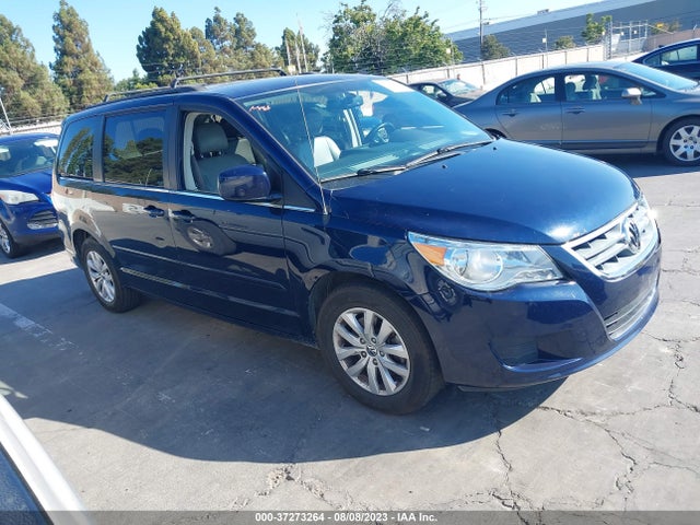 2013 VOLKSWAGEN ROUTAN SE W/RSE & NAVIGATION VIN: 2C4RVABG6DR725185