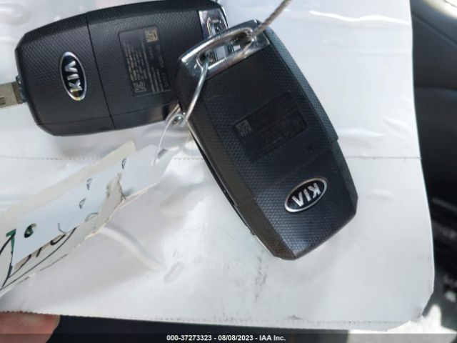 5XYPG4A36JG371671 KIA SORENTO LX