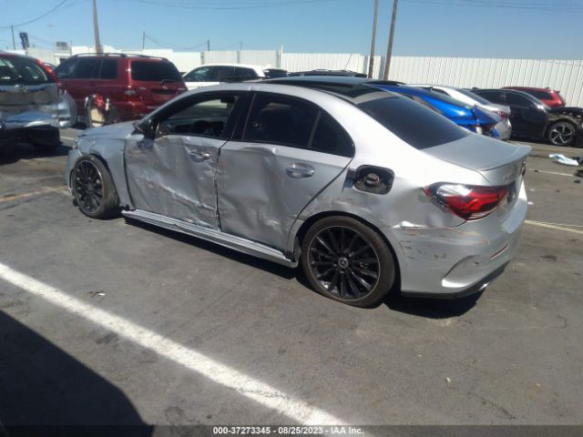 WDD3G4EB4KW012703 Mercedes-Benz A-class A 220
