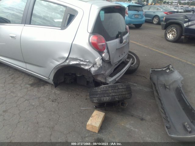 Chevrolet Spark Ev Lt 2016 KL8CL6S01GC598024 Image 6