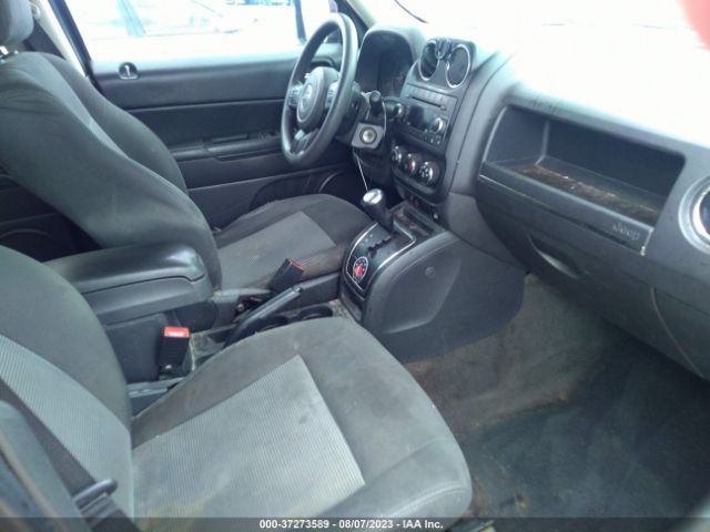 1C4NJPBB2HD156717 Jeep Patriot Sport