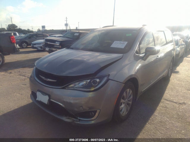 2C4RC1BG5HR576537 Chrysler Pacifica Touring-l
