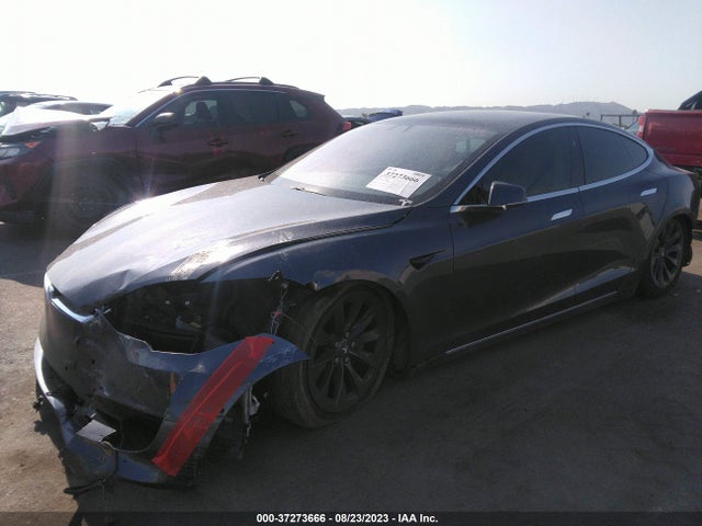 Tesla Model S 75d/100d/p100d 2018 5YJSA1E21JF261243 Image 2