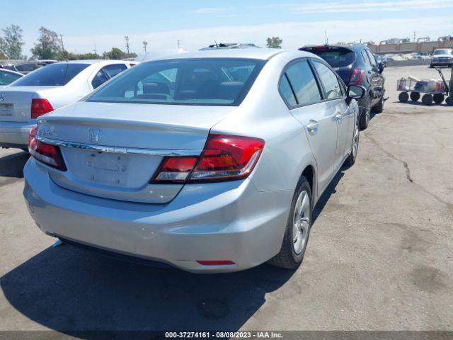 19XFB2F53EE210156 Honda Civic Sedan Lx