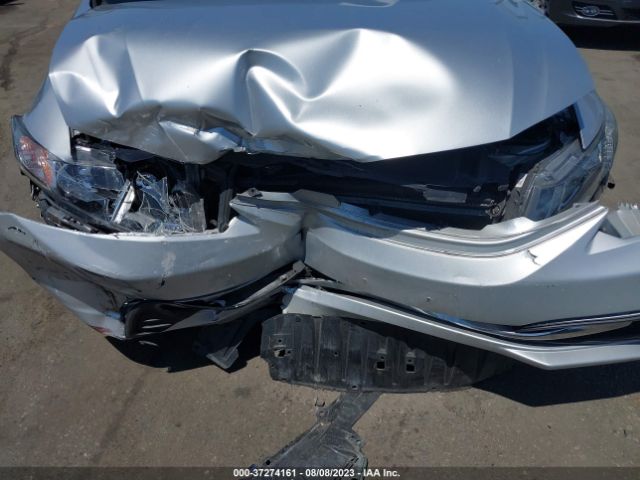 19XFB2F53EE210156 Honda Civic Sedan Lx